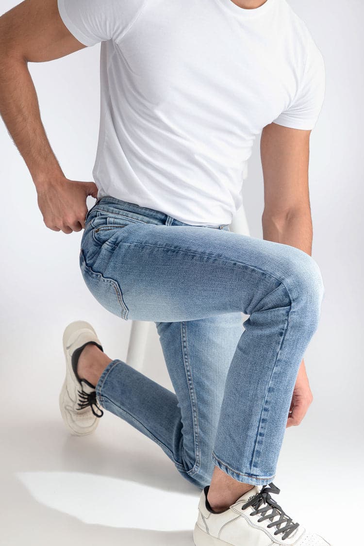 Slim-fit iceblue stretchable jeans